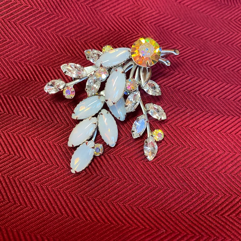 Vintage Flower Brooch with Rhinestones and Glass Opals